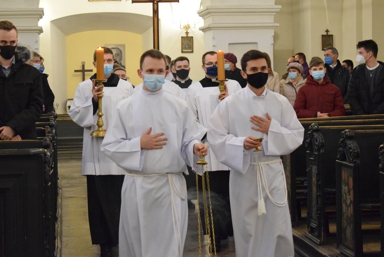 Semianryjne posługi 