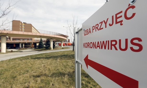 Region. Więcej zajętych łóżek dla chorych na COVID-19