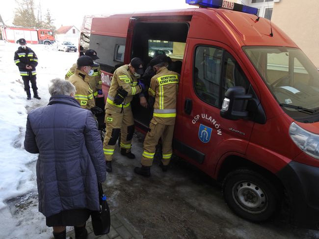 Czasami pomoc strażaków jest niezbędna.