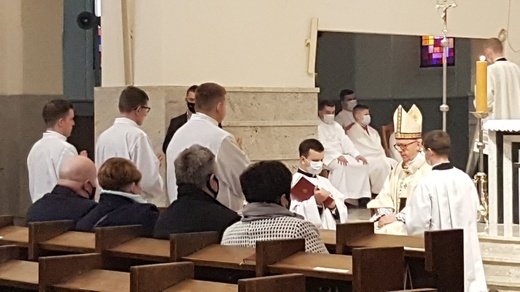 Święcenia diakonów w Parafii NSPJ w Katowicach-Murckach