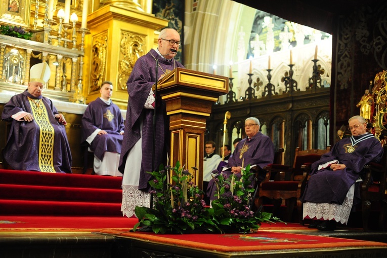 Tytuł kanonika kapituły katedry w Chartres dla ks. prał. Zdzisława Sochackiego