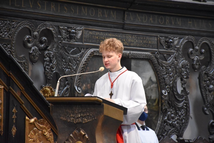 "Kwadrans w cieniu św. Jakuba" z ks. Piotrem Roszakiem