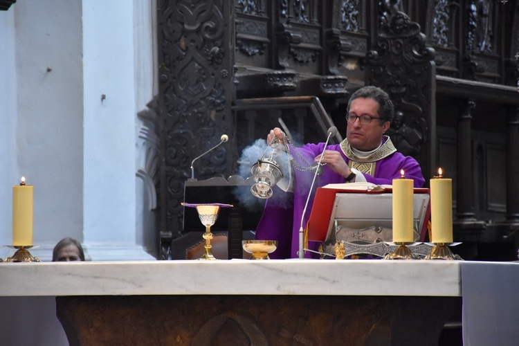 "Kwadrans w cieniu św. Jakuba" z ks. Piotrem Roszakiem