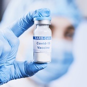 Producent szczepionki na Covid-19 gotowy odstąpić licencję na jej produkcję