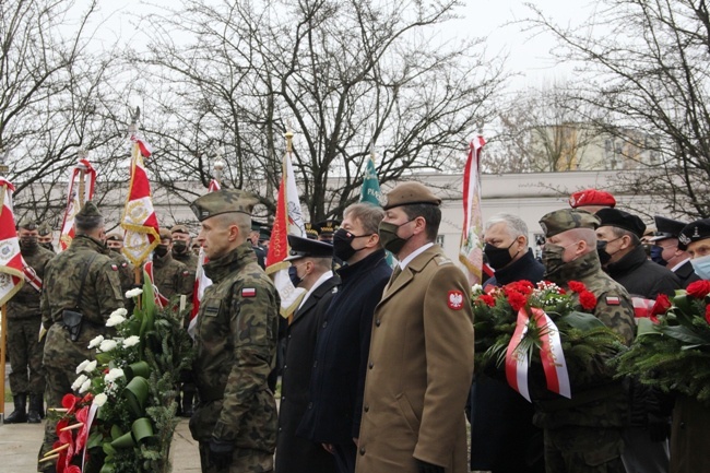 O Żołnierzach Niezłomnych w Radomiu 