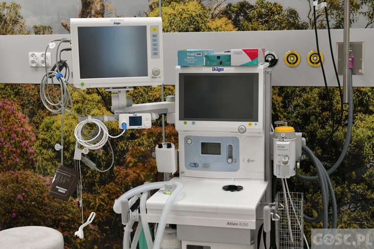 Poświęcenie nowego Oddziału Chirurgii Ogólnej w Żarach