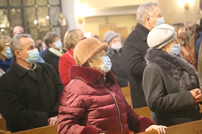 Poświęcenie witraży, drogi krzyżowej i obrazu św. Józefa