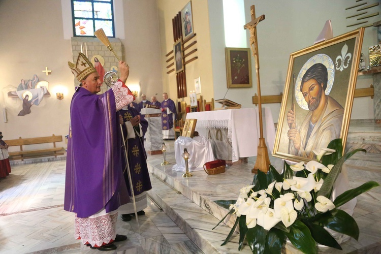 Poświęcenie witraży, drogi krzyżowej i obrazu św. Józefa