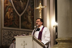 Homilię wygłosił ks. Mirosław Prasek.