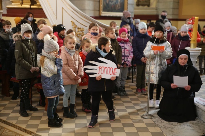 Dziecięca Droga Krzyżowa