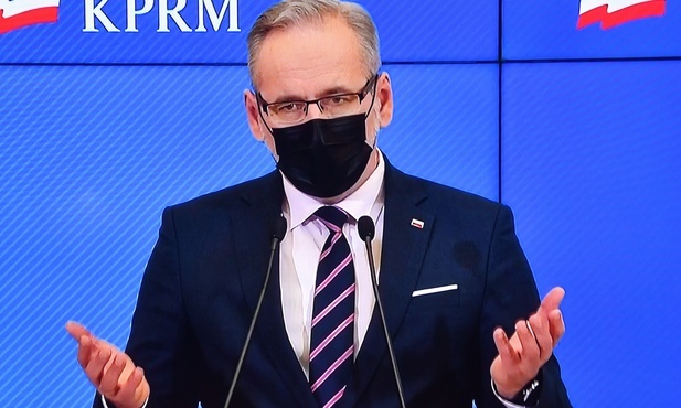 Minister zdrowia: Materializuje się czarny scenariusz. Apeluje: Zostań w domu