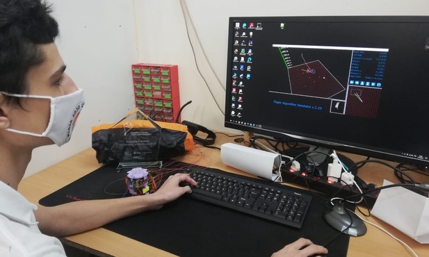 Śląskie. Finał konkursu "Elektronika, by żyło się łatwiej". Odwiedzamy wynalazców z Knurowa