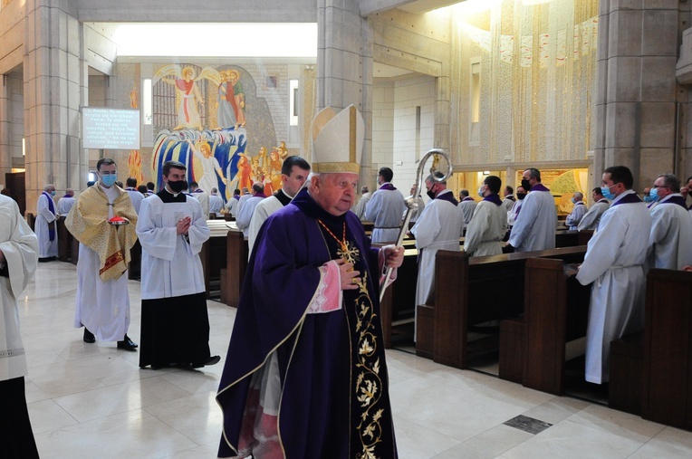 Pielgrzymka pokutna kapłanów do sanktuarium św. Jana Pawła II