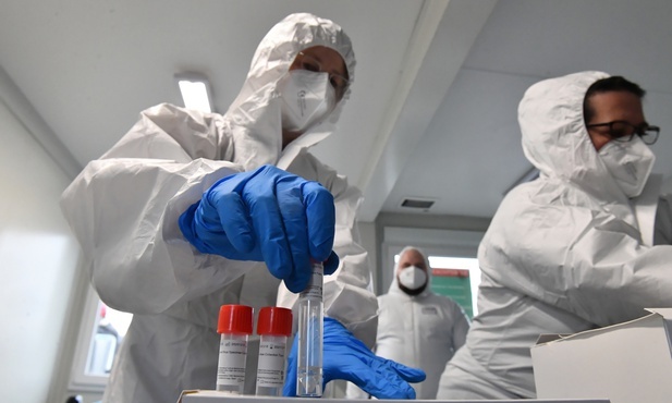 Od poniedziałku obowiązują nowe obostrzenia sanitarne na Mazowszu i w Lubuskim