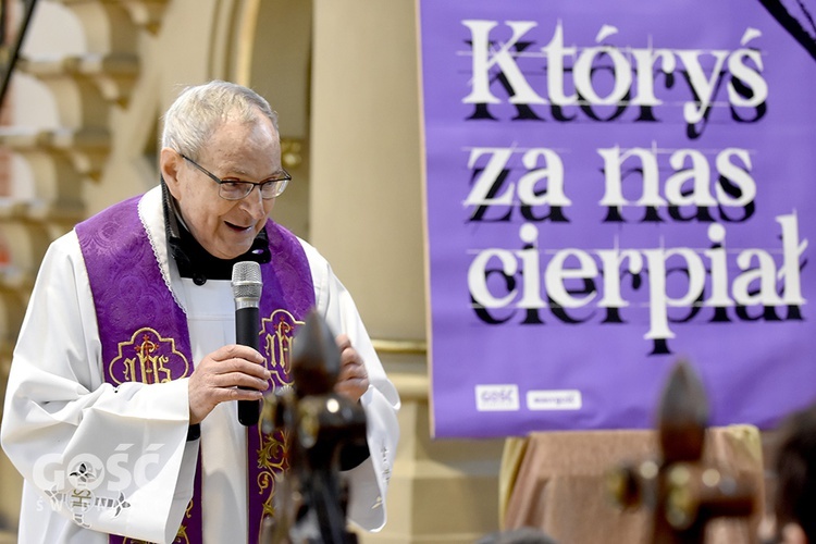 Rekolekcje z bp. Antonim Długoszem w Pieszycach