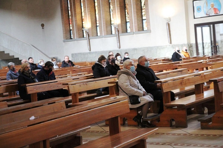 Wielkopostny dzień wspólnoty Ruchu Światło-Życie u św. Józefa w Oświęcimiu