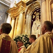 ▲	Do 6 września w bazylice można uzyskać odpust zupełny  – to szczególny przywilej udzielony przez papieża Franciszka  na czas obchodów rocznicy koronacji obrazu MB Pocieszenia.