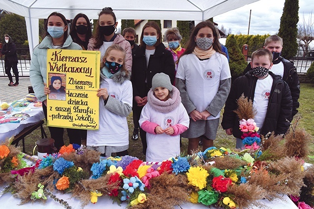 Kiermasze uwrażliwiają na potrzeby innych i jednoczą wokół ważnych spraw.