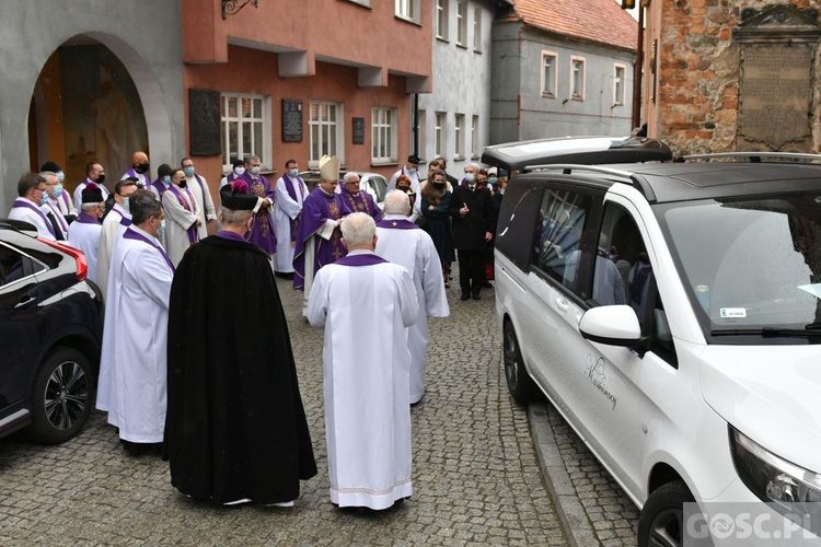 Diecezjalne pożegnanie śp. ks. kan. Władysława Stachury