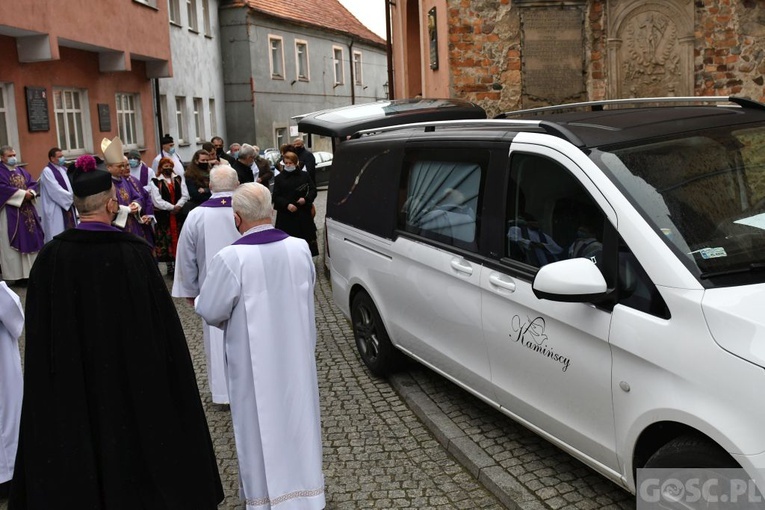 Diecezjalne pożegnanie śp. ks. kan. Władysława Stachury