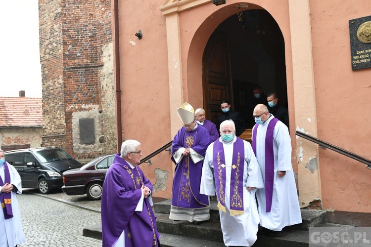 Diecezjalne pożegnanie śp. ks. kan. Władysława Stachury