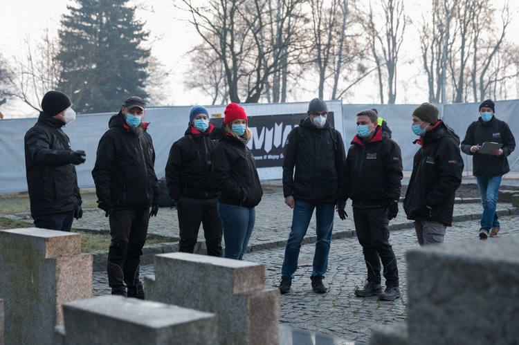 Ekshumacja na cmentarzu Obrońców Westerplatte