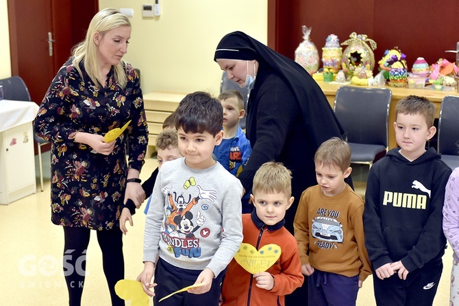 "960 godzin dla rodzin" w przedszkolu sióstr prezentek