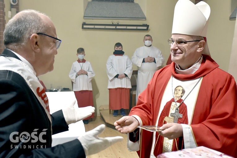 Relikwie ks. Popiełuszki w parafii pw. św. Józefa Obl. NMP