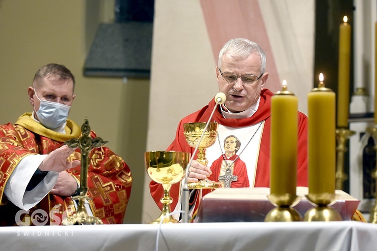 Relikwie ks. Popiełuszki w parafii pw. św. Józefa Obl. NMP