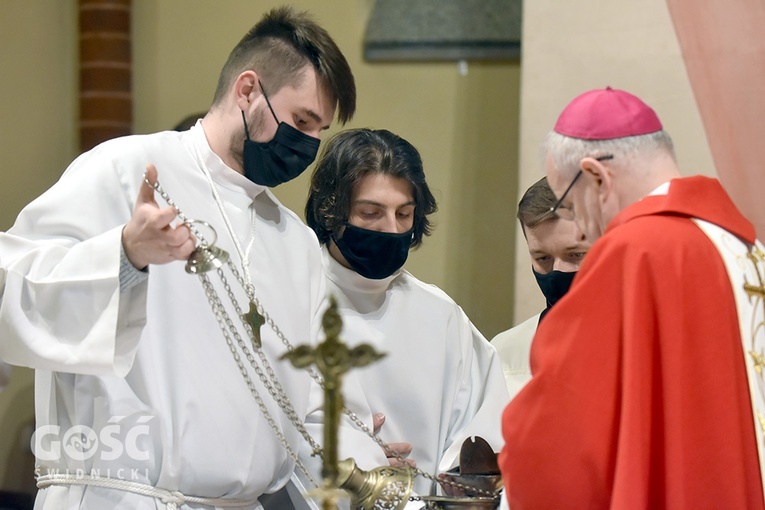 Relikwie ks. Popiełuszki w parafii pw. św. Józefa Obl. NMP