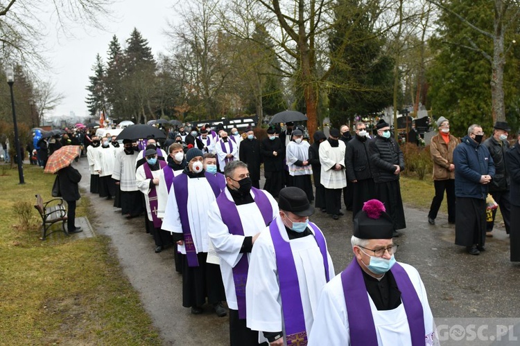 Ostatnie pożegnanie śp. ks. Zygmunta Lisieckiego