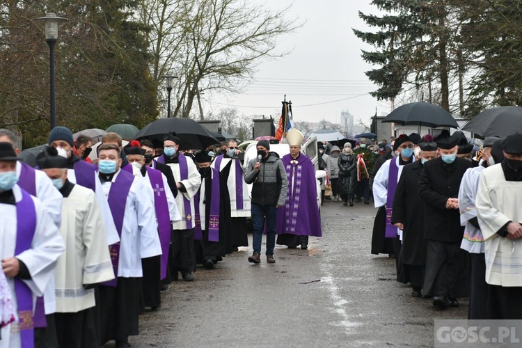 Ostatnie pożegnanie śp. ks. Zygmunta Lisieckiego