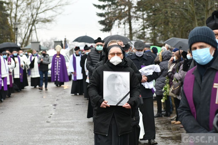 Ostatnie pożegnanie śp. ks. Zygmunta Lisieckiego