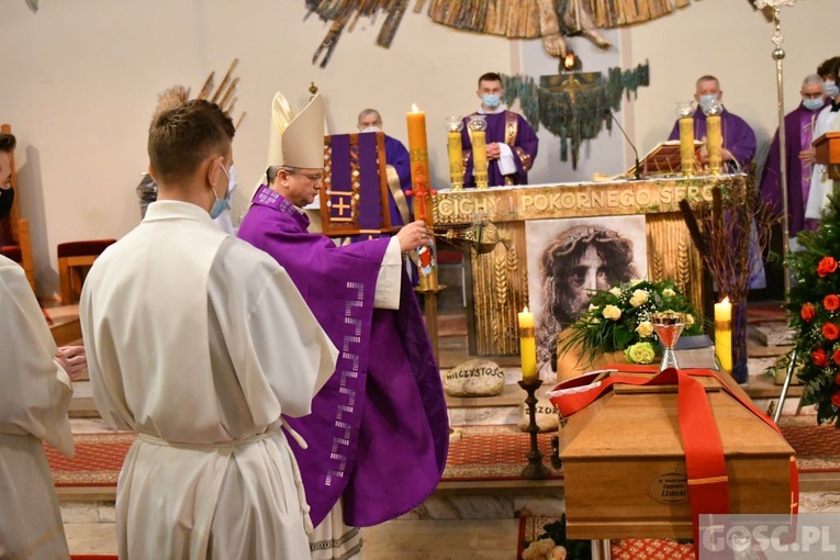 Ostatnie pożegnanie śp. ks. Zygmunta Lisieckiego