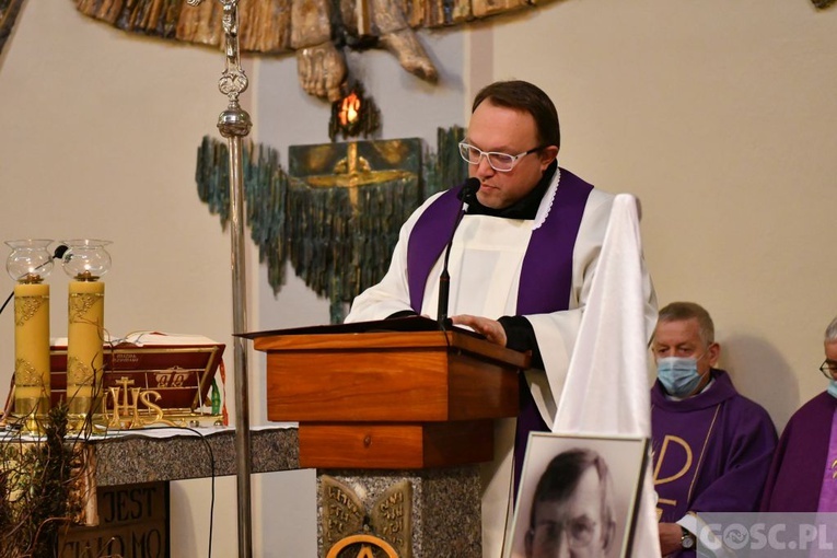 Ostatnie pożegnanie śp. ks. Zygmunta Lisieckiego