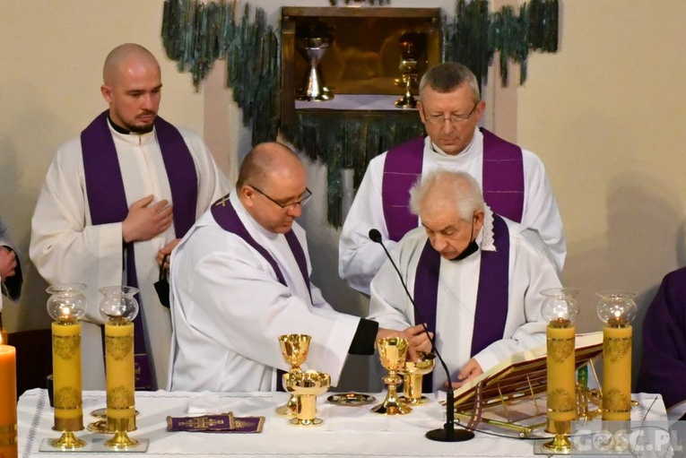 Ostatnie pożegnanie śp. ks. Zygmunta Lisieckiego