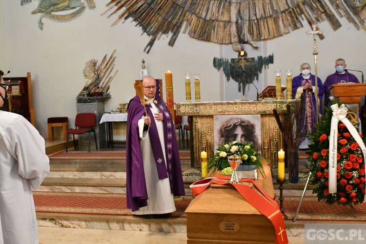 Ostatnie pożegnanie śp. ks. Zygmunta Lisieckiego