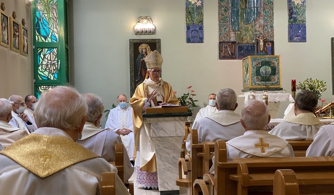 Abp Skworc: Św. Józef pomaga ochraniać i budować Kościół!