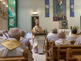 Abp Skworc: Św. Józef pomaga ochraniać i budować Kościół!