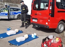 Siemianowice Śląskie. "Pomaganie jest cool" - kurs pierwszej pomocy na drodze