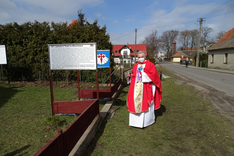 Otwarcie drzwi świętych w Konradowie