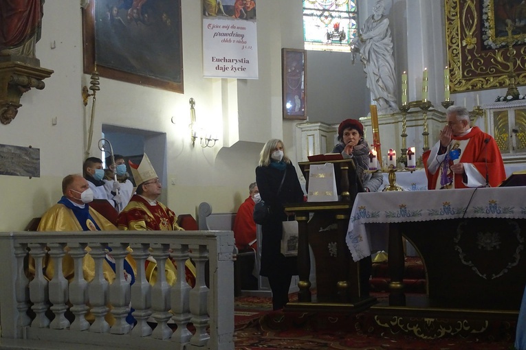 Otwarcie drzwi świętych w Konradowie