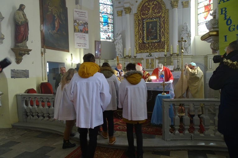 Otwarcie drzwi świętych w Konradowie
