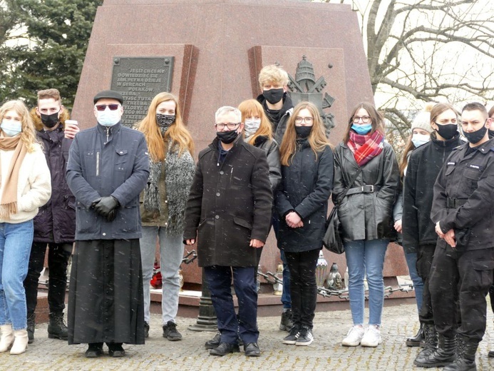 Pielgrzymka maturzystów z Dolnego Śląska na Jasną Górę - cz. II