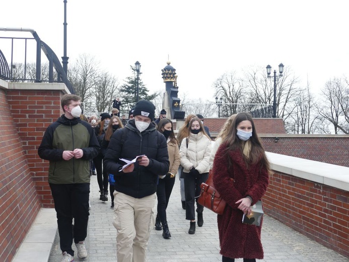 Pielgrzymka maturzystów z Dolnego Śląska na Jasną Górę - cz. II