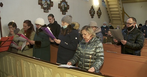 Żeby św. Józef uratował kościół. Akatyst w karlińskiej parafii 
