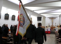 Sztandar Męskiej Grupy Apostolskiej z Krościenka