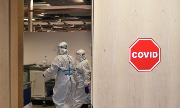 Andrusiewicz o sytuacji epidemicznej: przed nami naprawdę trudne dni i tygodnie