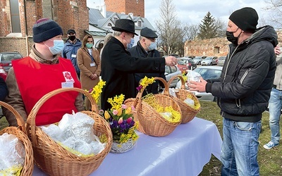 Mogą liczyć  na codzienny posiłek. 