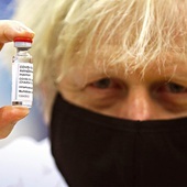 Epidemia to wyzwanie nie tylko naukowe, ale także gospodarcze i polityczne. Brytyjski premier Boris Johnson (na zdjęciu), jest jednym z największych wygranych obecnego sporu szczepionkowego.